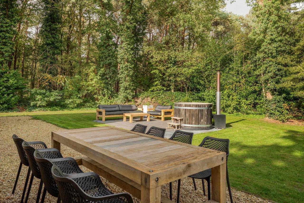 Beautiful English Villa With Hottub Zuidwolde  Exterior foto